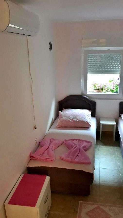 Apartman Tatjana ストモレ エクステリア 写真