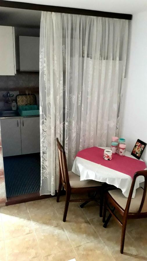 Apartman Tatjana ストモレ エクステリア 写真