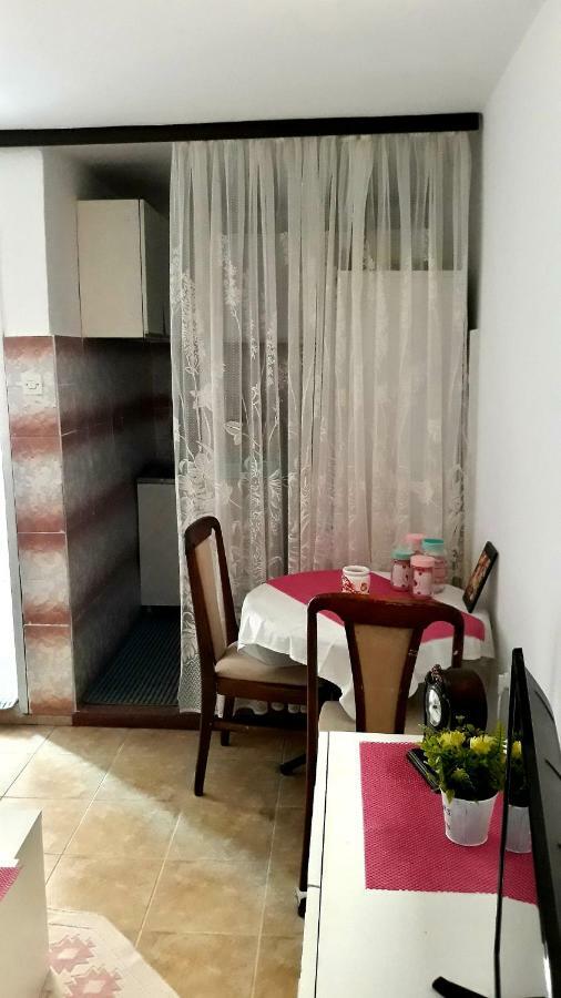 Apartman Tatjana ストモレ エクステリア 写真